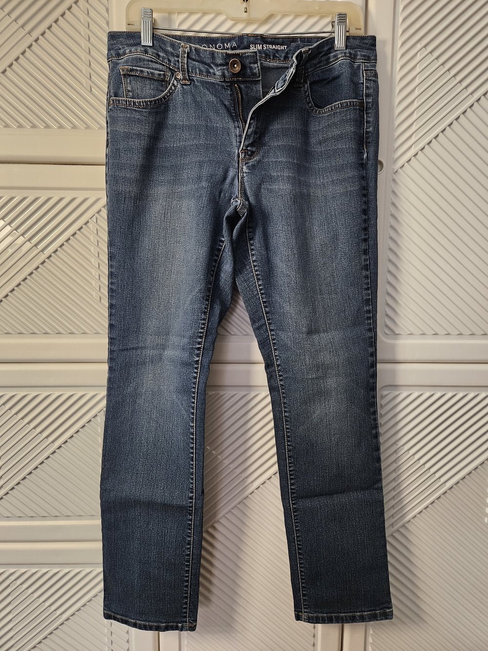 Sonoma Slim Straight Women’s Jeans - Medium Blue